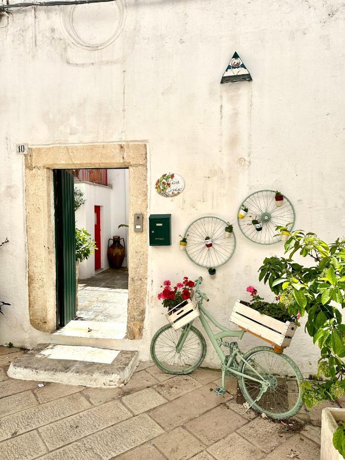 オストゥーニ Casa Giardinoヴィラ エクステリア 写真